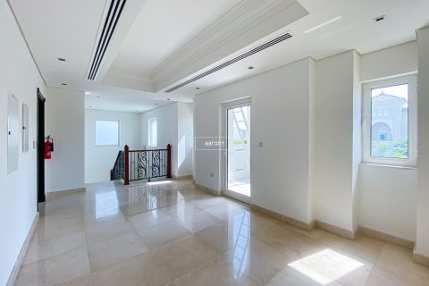 Villa itt: Al Furjan, Dubai, EAE, 4 hálószoba, 600 m², azonosító: 638946 - fénykép 13