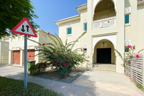 Villa itt: Al Furjan, Dubai, EAE, 4 hálószoba, 600 m², azonosító: 638946 - fénykép 26