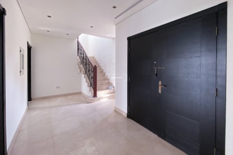 Villa itt: Al Furjan, Dubai, EAE, 4 hálószoba, 600 m², azonosító: 638946 - fénykép 9