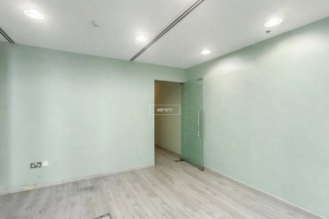 Снять в аренду офис в Бизнес-Бэй, Дубай, ОАЭ 76.1м2, № 638941 - фото 8
