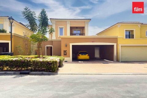 Vilă de închiriat în Dubai, EAU 3 dormitoare, 325 mp.  №758419 - poză 4