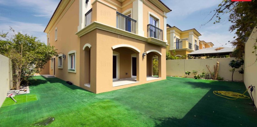 Vilă în Dubai, EAU 3 dormitoare, 325 mp.  №758419
