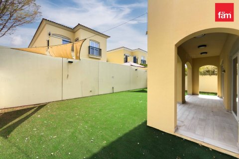 Vilă de închiriat în Dubai, EAU 3 dormitoare, 325 mp.  №758419 - poză 14