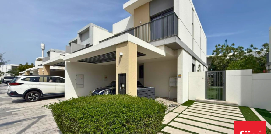Városi lakóépület itt: Tilal Al Ghaf, Dubai, EAE, 4 hálószoba, 201.9 m², azonosító: 758405