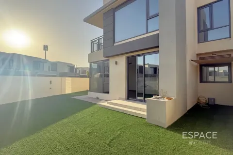 Dubai Hills Estate, UAE의 임대용 타운하우스 침실 4개, 229제곱미터 번호 661311 - 사진 2