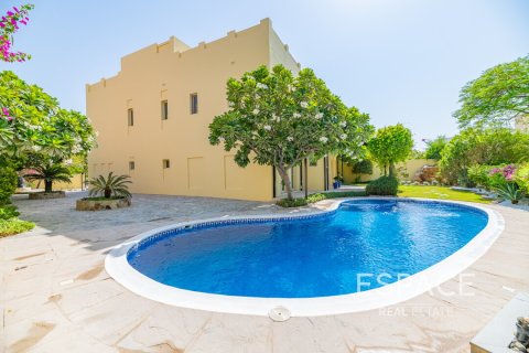Villa til leie i Meadows, Dubai, Emiratene 5 soverom, 489 kvm Nr. 661308 - Foto 20