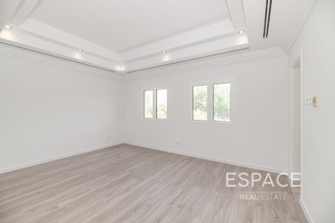 Villa til leie i Meadows, Dubai, Emiratene 5 soverom, 489 kvm Nr. 661308 - Foto 8