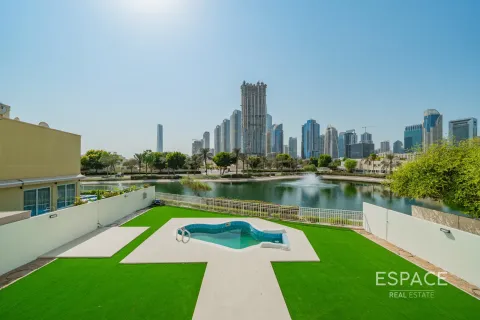 Villa para arrendamento em Meadows, Dubai, EAU 5 quartos, 371 m2 № 661309 - foto 18