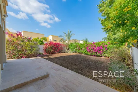 Villa en alquiler en The Springs, Dubai, EAU 3 dormitorios, 209 m2 № 661310 - foto 18