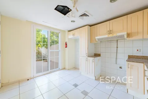 Villa en alquiler en The Springs, Dubai, EAU 3 dormitorios, 209 m2 № 661310 - foto 7