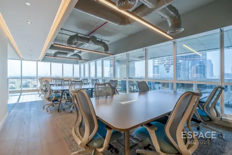 Bureau à louer à Jumeirah Lake Towers, Dubai, EAU 212 m2 № 661313 - photo 2