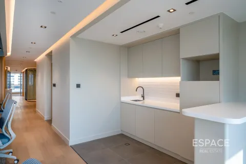 Bureau à louer à Jumeirah Lake Towers, Dubai, EAU 212 m2 № 661313 - photo 4