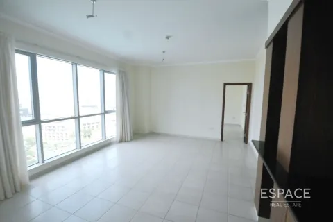 Appartamento in affitto a Downtown Dubai (Downtown Burj Dubai), Dubai, EAU 2 camere da letto, 138 mq. № 661312 - foto 4