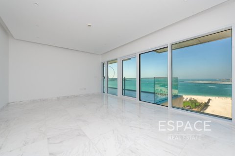 Apartment in Jumeirah Beach Residence, Dubai, UAE 3 bedrooms, 242 sq.m. № 650065 - photo 3