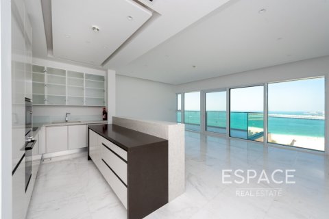 Apartment in Jumeirah Beach Residence, Dubai, UAE 3 bedrooms, 242 sq.m. № 650065 - photo 4
