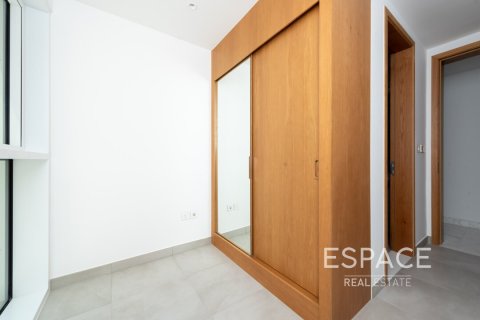 Apartment in Jumeirah Beach Residence, Dubai, UAE 3 bedrooms, 242 sq.m. № 650065 - photo 12