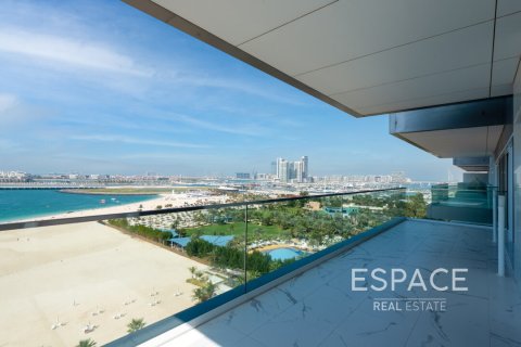 Apartment in Jumeirah Beach Residence, Dubai, UAE 3 bedrooms, 242 sq.m. № 650065 - photo 18