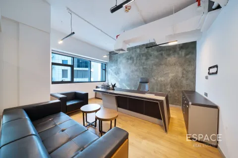 Office in Business Bay, Dubai, UAE 122 sq.m. № 650062 - photo 8
