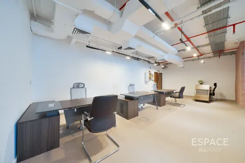 Office in Business Bay, Dubai, UAE 122 sq.m. № 650062 - photo 10