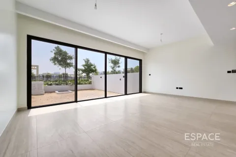 Damac Lagoons, Dubai, UAE의 임대용 타운하우스 침실 4개, 207제곱미터 번호 650063 - 사진 3