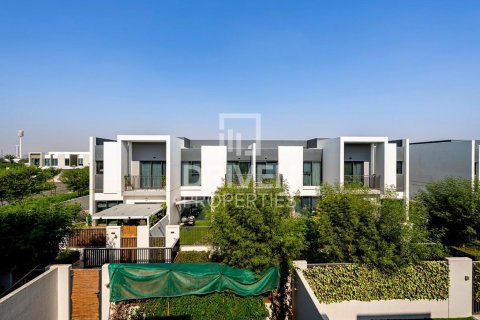 Rijtjeshuis te huur in Dubai Land, Dubai, VAE 3 slaapkamers, 181 vr.m., nr 655222 - foto 3
