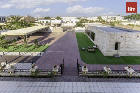Villa te huur in Al Barsha, Dubai, VAE 6 slaapkamers, 129.5 vr.m., nr 679965 - foto 23