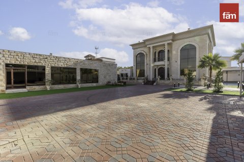 Villa te huur in Al Barsha, Dubai, VAE 6 slaapkamers, 129.5 vr.m., nr 679965 - foto 2