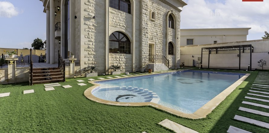 Villa in Al Barsha, Dubai, VAE 6 slaapkamers, 129.5 vr.m. nr 679965
