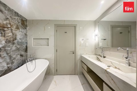 Shtëpi në qytet në Dubai, Emiratet e Bashkuara Arabe 2 dhoma gjumi, 134.4 m2. № 629358 - Foto 23