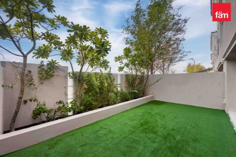 Shtëpi në qytet në Dubai, Emiratet e Bashkuara Arabe 2 dhoma gjumi, 134.4 m2. № 629358 - Foto 3