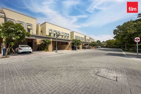 Shtëpi në qytet në Dubai, Emiratet e Bashkuara Arabe 2 dhoma gjumi, 134.4 m2. № 629358 - Foto 27