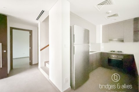 Villa til leje i Dubai, UAE 4 soveværelser, 231.5 kvm № 669116 - foto 17