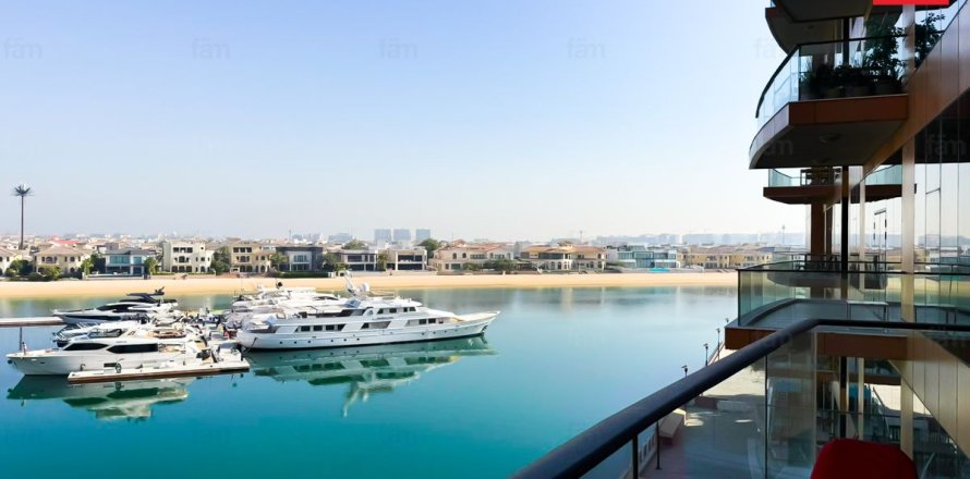 Apartamento en Palm Jumeirah, Dubai, EAU 3 dormitorios, 210.5 m² № 709855