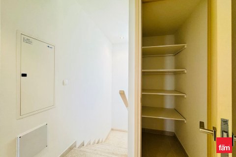 Üürile anda villa asukohaga Reem, Dubai, AÜE: 3 magamistoaga, 295.1 m² Nr 709860 - pilt 20