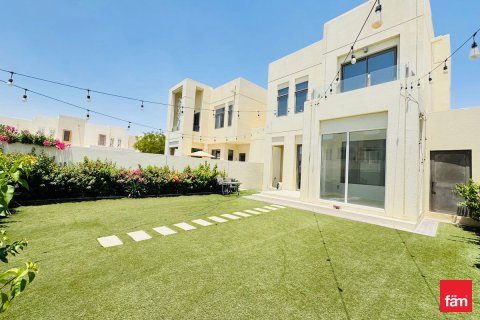 Üürile anda villa asukohaga Reem, Dubai, AÜE: 3 magamistoaga, 295.1 m² Nr 709860 - pilt 23