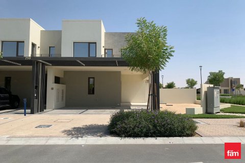 Vila di Dubai, UEA 4 kamar tidur, 283.7 m2 nomor 717998 - foto 2