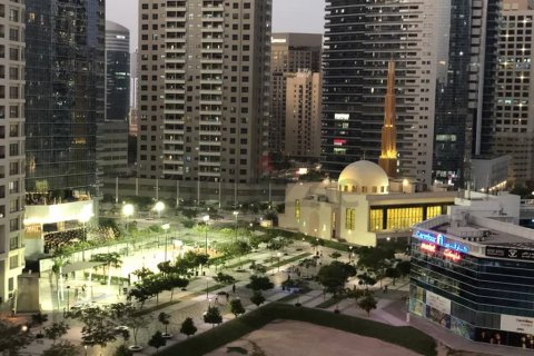 Edificio en venta en Barsha Heights (Tecom), Dubai, EAU 27870.91 m2 № 740946 - foto 3