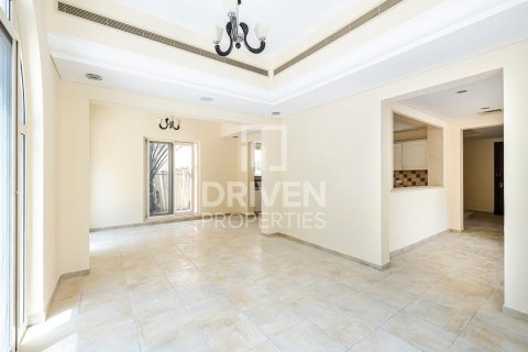 Βίλα σε Dubai Sports City, ΗΑΕ 4 υπνοδωμάτια, 350 τ.μ. Αρ. 655499 - φωτογραφία 3