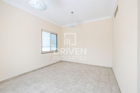 Βίλα σε Dubai Sports City, ΗΑΕ 4 υπνοδωμάτια, 350 τ.μ. Αρ. 655499 - φωτογραφία 12