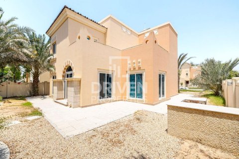 Βίλα σε Dubai Sports City, ΗΑΕ 4 υπνοδωμάτια, 350 τ.μ. Αρ. 655499 - φωτογραφία 18