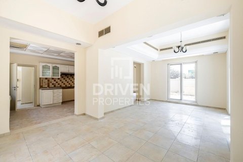 Βίλα σε Dubai Sports City, ΗΑΕ 4 υπνοδωμάτια, 350 τ.μ. Αρ. 655499 - φωτογραφία 4