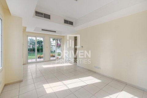 Villa te huur in The Springs, Dubai, VAE 3 slaapkamers, 209 vr.m., nr 655495 - foto 5