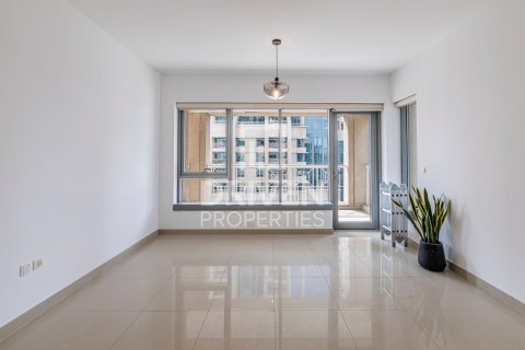 Appartement te huur in Downtown Dubai (Downtown Burj Dubai), Dubai, VAE 2 slaapkamers, 106 vr.m., nr 655498 - foto 3
