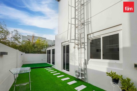 Vilë në Dubai, Emiratet e Bashkuara Arabe 4 dhoma gjumi, 205.3 m2. № 634673 - Foto 19