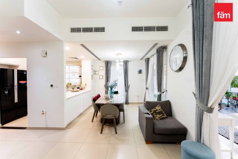 Vilë në Dubai, Emiratet e Bashkuara Arabe 4 dhoma gjumi, 205.3 m2. № 634673 - Foto 26