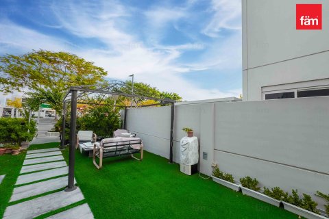 Vilë në Dubai, Emiratet e Bashkuara Arabe 4 dhoma gjumi, 205.3 m2. № 634673 - Foto 10