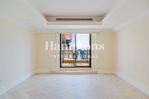 Dvīņu māja Jumeirah Beach Residence, Dubaijā, AAE 5 istabas, 585.91971137 m2 Nr. 662179 - attēls 1