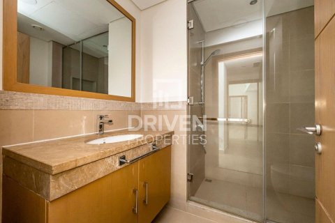 Apartament në Downtown Dubai (Downtown Burj Dubai), Dubai, Emiratet e Bashkuara Arabe 2 dhoma gjumi, 129.32 m2. № 746714 - Foto 20