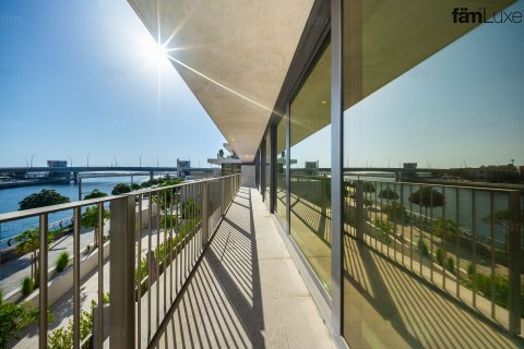 Apartament în Dubai, EAU 2 dormitoare, 178.2 mp. №711554