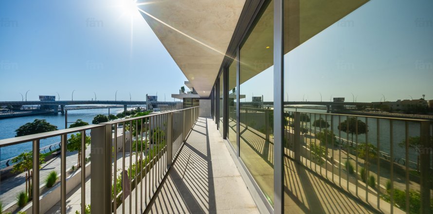 Dubai、UAEにあるマンション 2ベッドルーム、178.2 m2 No711554